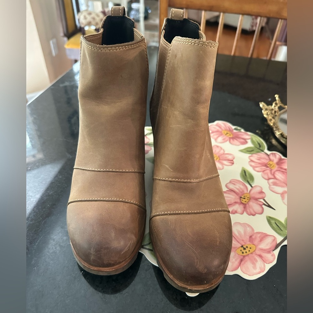 Sorel Evie booties